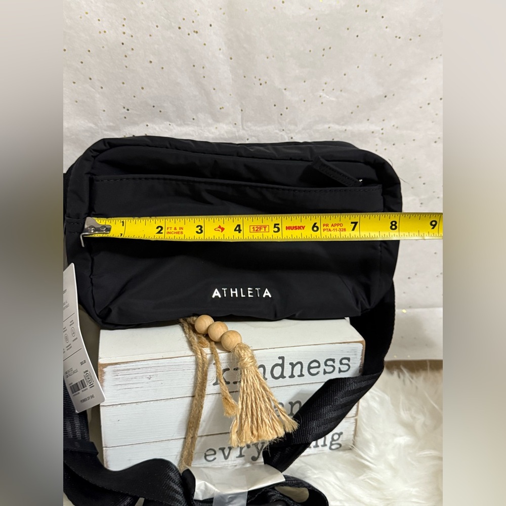 Athleta Black Crossbody Bag - Picture 4 of 5